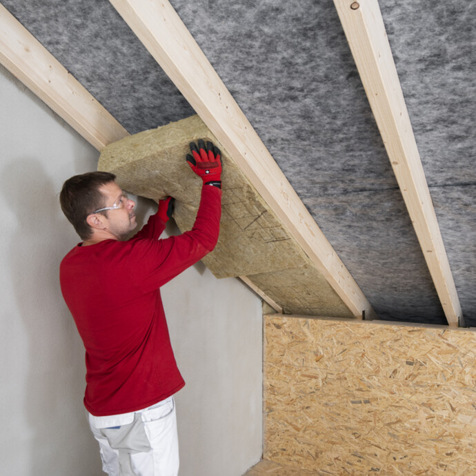 Zwischensparrend Mmung Mit Klemmfilz Klemmfilz Einbauen Im Steildach